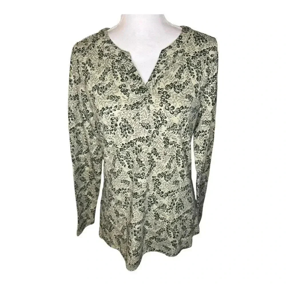 NEW Christopher & Banks Women’s Small Green Ivy Thermal Textured Long Sleeve Top